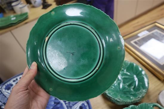 A set of green leaf plates and a Majolica mouse cheese dish and cover, height 13cm approx.